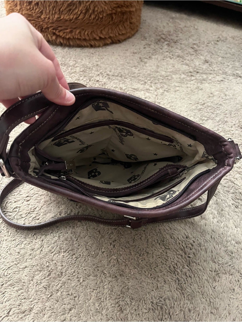 Western Laser-Cut Conceal Carry Crossbody Bag - Picture 9 of 11